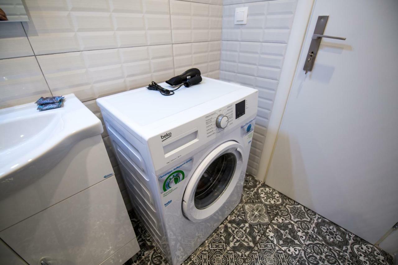 White Lux Apartment For 2 Vipgreece เอเธนส์ ภายนอก รูปภาพ