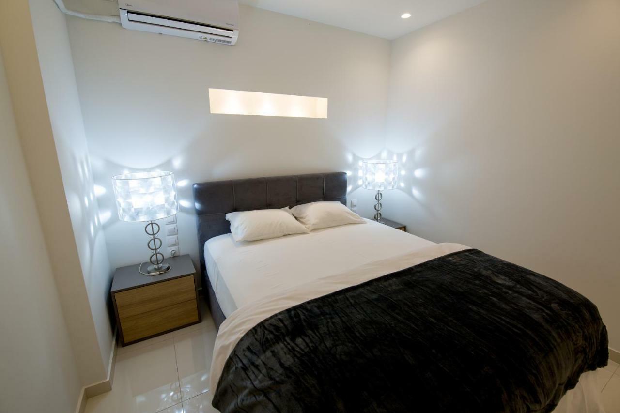 White Lux Apartment For 2 Vipgreece เอเธนส์ ภายนอก รูปภาพ