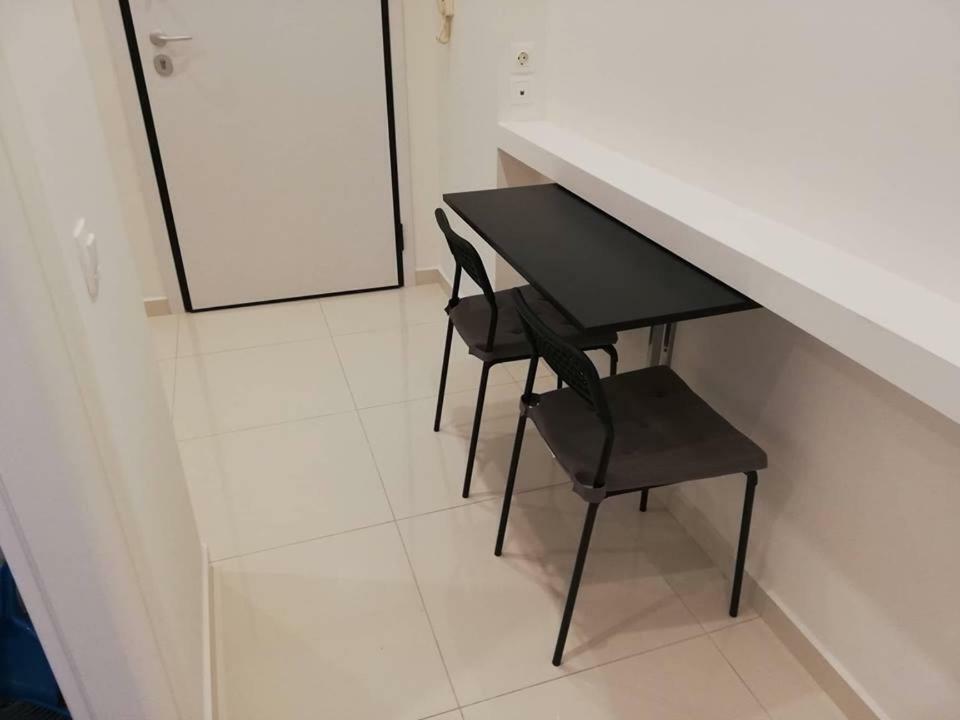 White Lux Apartment For 2 Vipgreece เอเธนส์ ภายนอก รูปภาพ